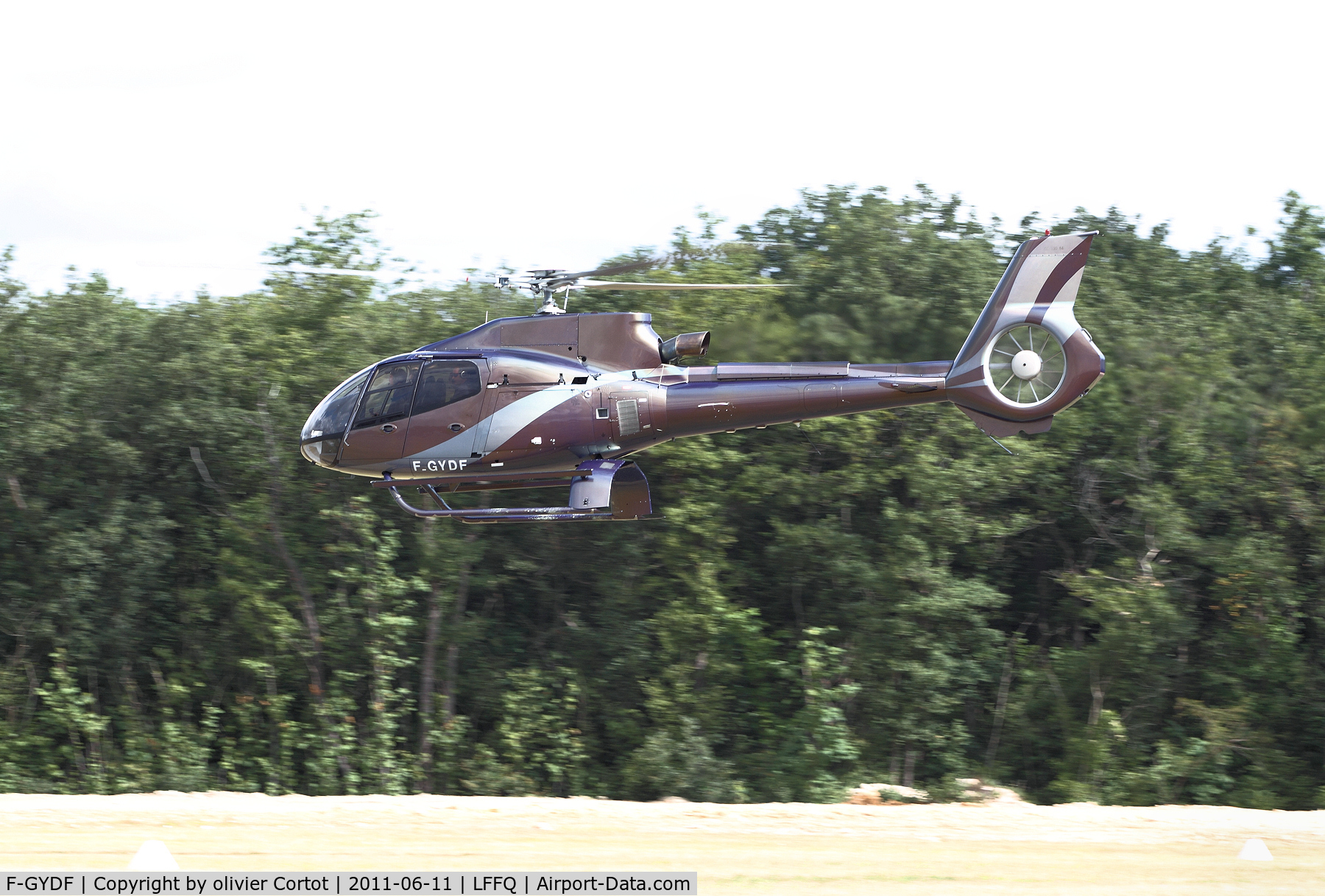 F-GYDF, Eurocopter EC-130B-4 (AS-350B-4) C/N 3866, Ferté alais airshow 2011