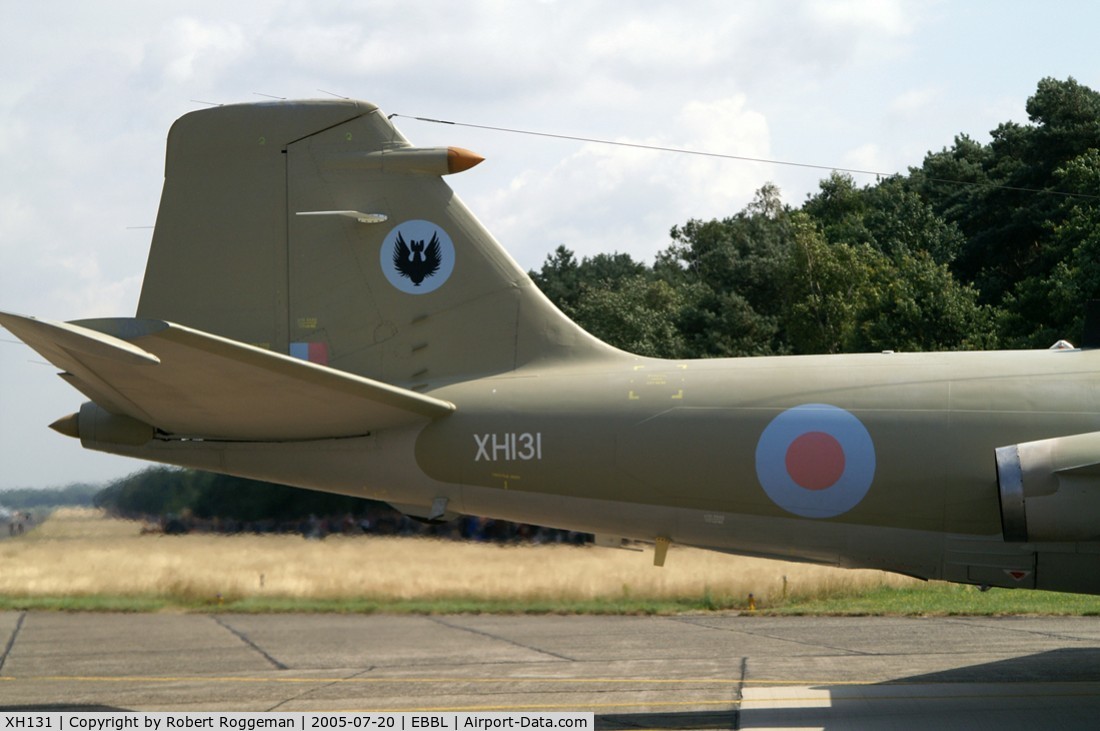 XH131, English Electric Canberra PR.9 C/N SH1721, RAF.39 Squadron.