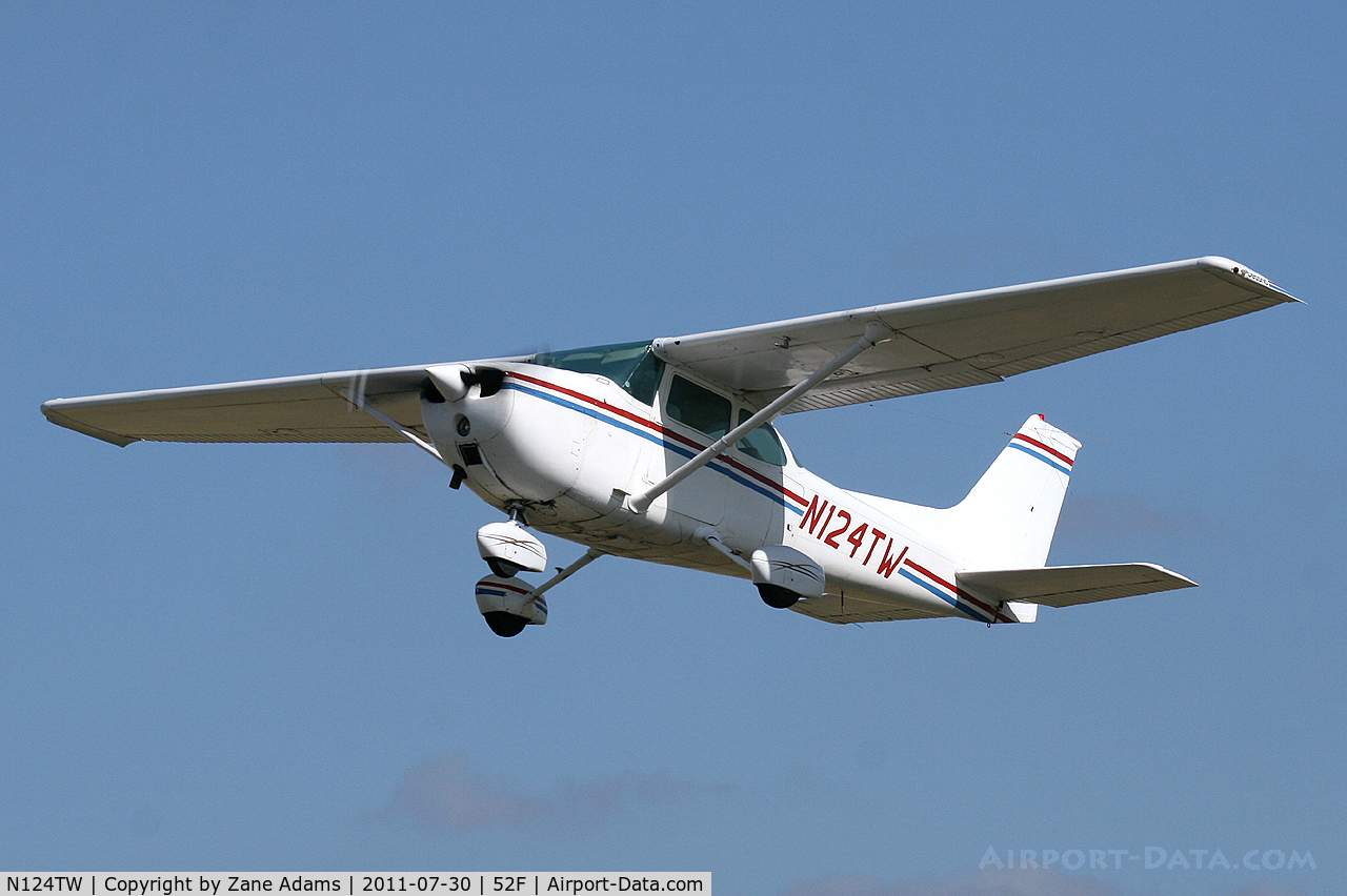 N124TW, 1975 Cessna 172M C/N 17265696, Northwest Regional Airport (Aero Valley) Fort Worth, TX