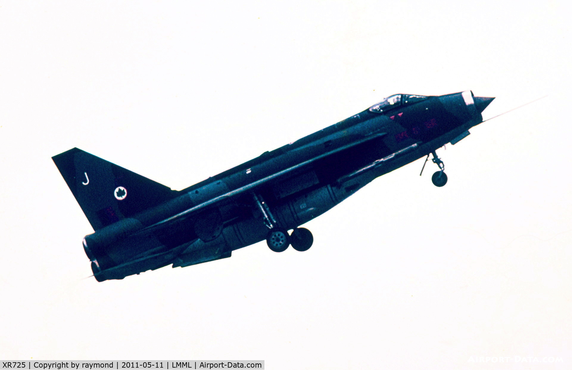 XR725, English Electric Lightning F.6 C/N 95208, Lightning F6 XR725/J 5Sqd RAF