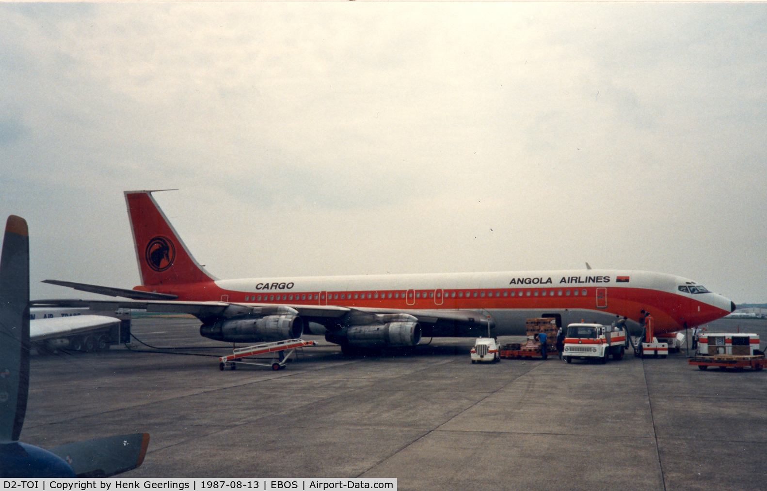 D2-TOI, 1965 Boeing 707-349C C/N 18975, Angola Airlines