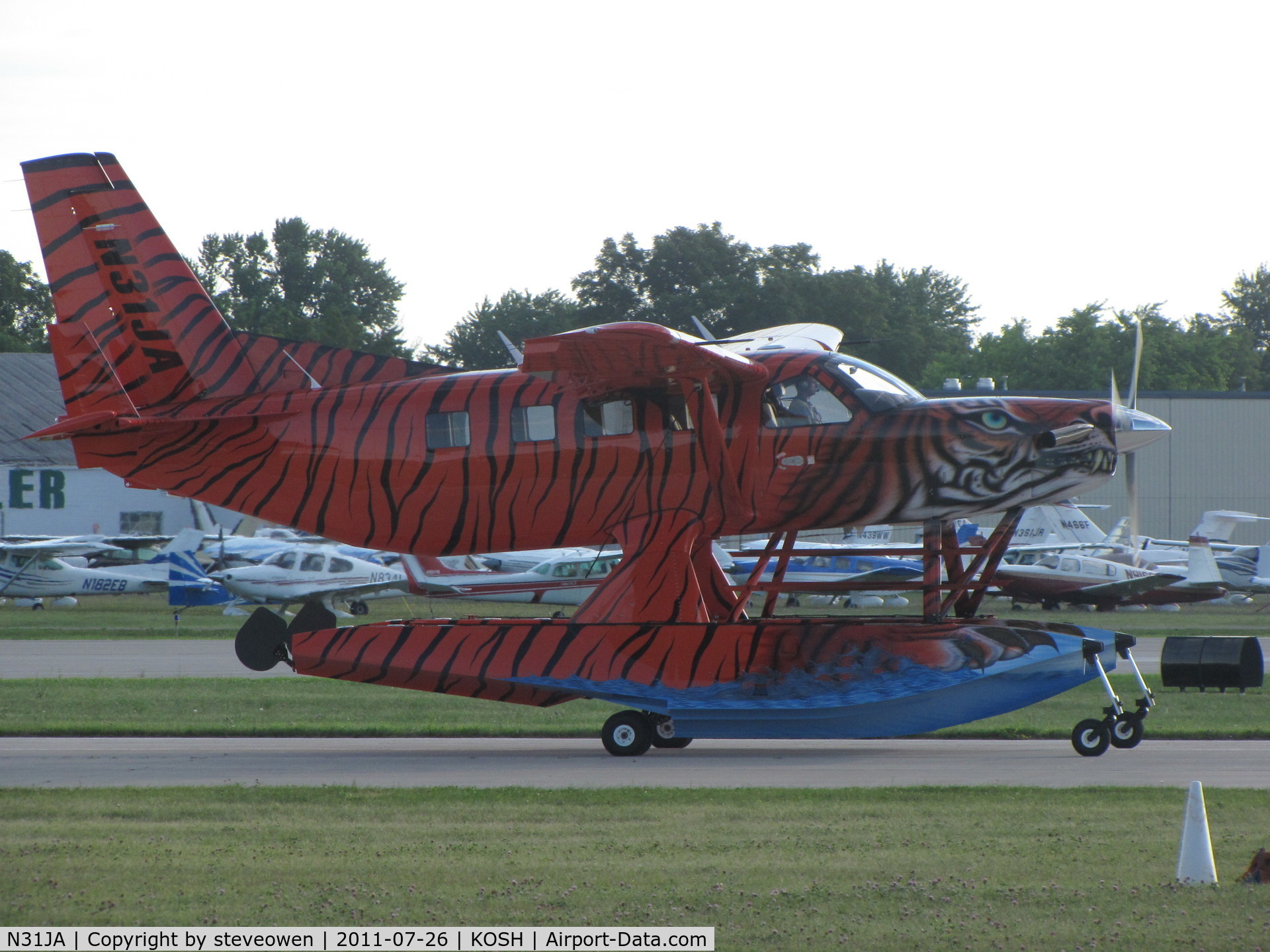 N31JA, 2010 Quest Kodiak 100 C/N 100-0042, Tiger stripped Quest on floats EAA 2011