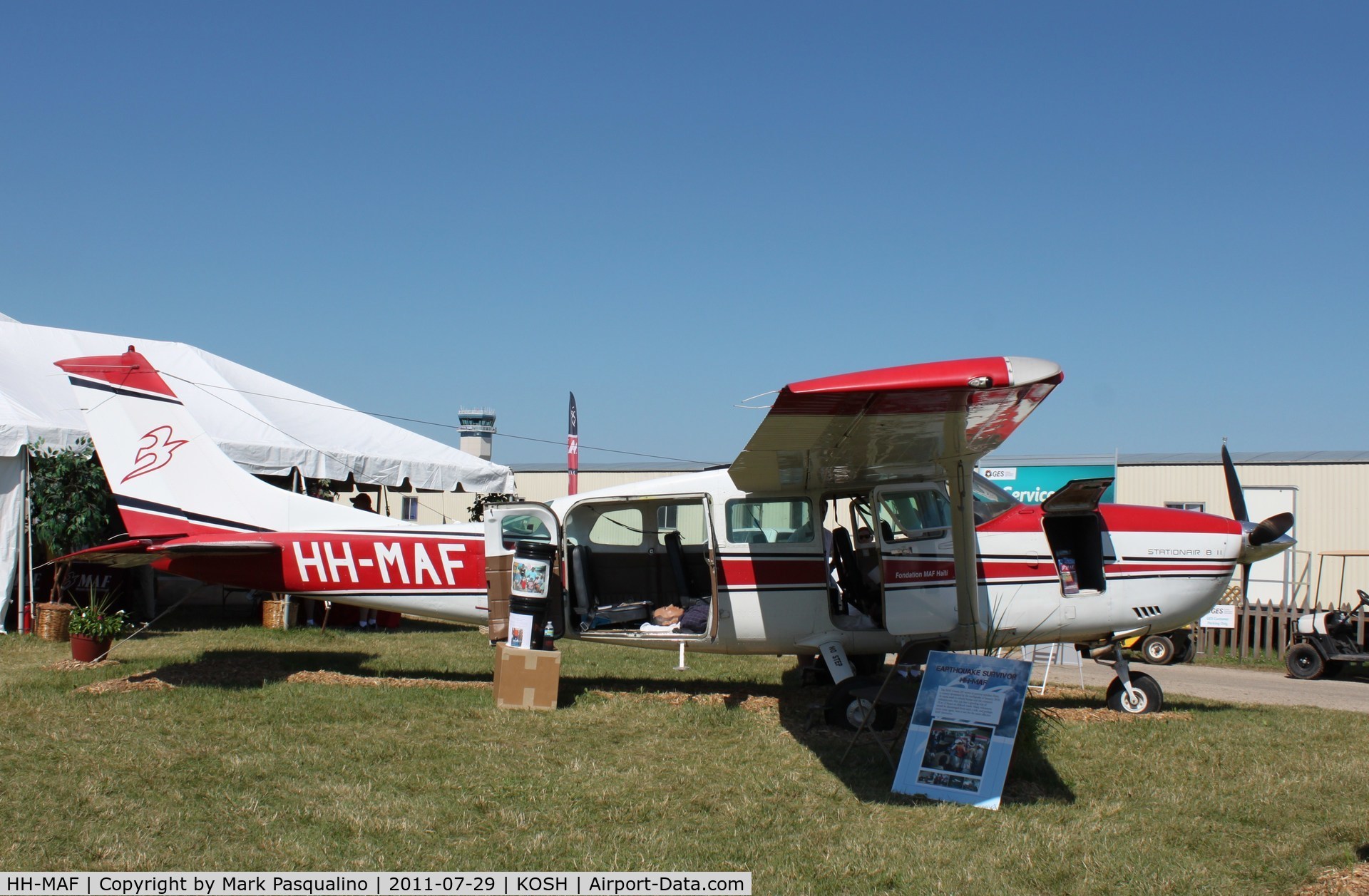 HH-MAF, 1984 Cessna 207A C/N 20700786, Cessna 207A