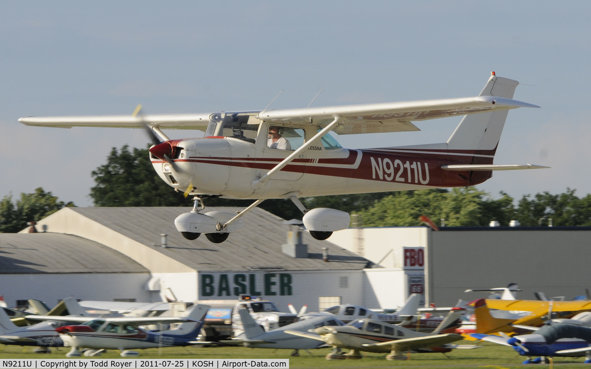 N9211U, 1976 Cessna 150M C/N 15078162, AIRVENTURE 2011