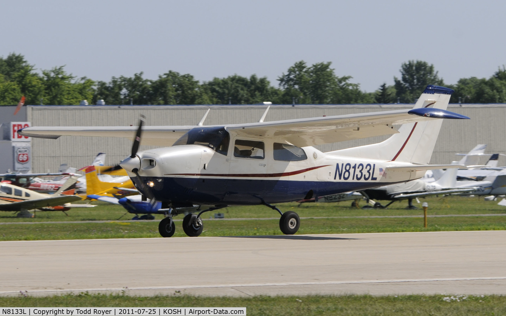 N8133L, 1974 Cessna T210L Turbo Centurion C/N 21060620, AIRVENTURE 2011