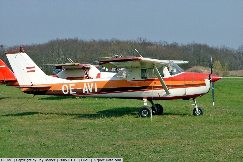 OE-AVI, 1966 Reims F150F C/N 0033, R/Cessna F.150F [0033] Stockerau~OE 16/04/2005.