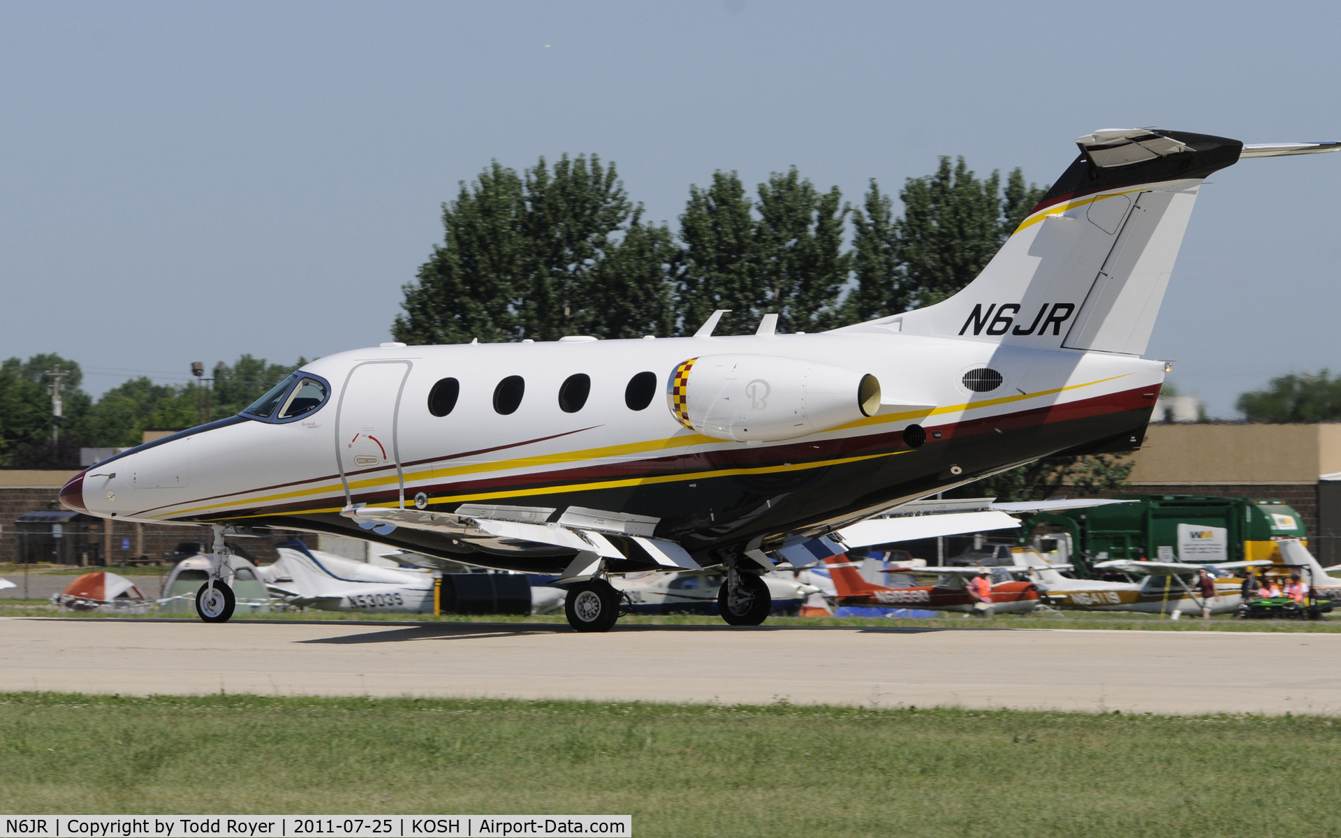 N6JR, 2011 Hawker Beechcraft 390 Premier 1A C/N RB-281, AIRVENTURE 2011