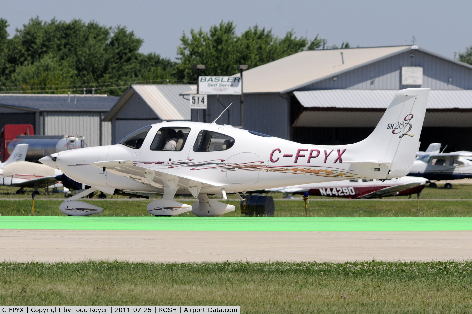 C-FPYX, 2005 Cirrus SR20 G2 C/N 1587, AIRVENTURE 2011