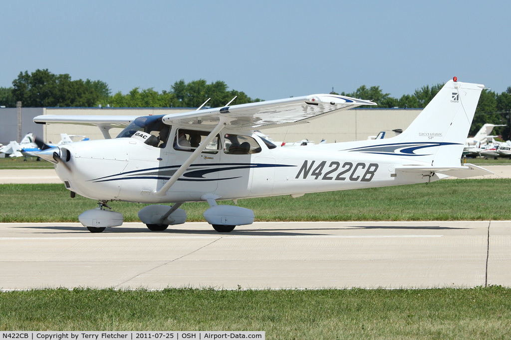 N422CB, 2005 Cessna 172S Skyhawk SP C/N 172S10011, 2005 Cessna 172S, c/n: 172S10011 at 2011 Oshkosh