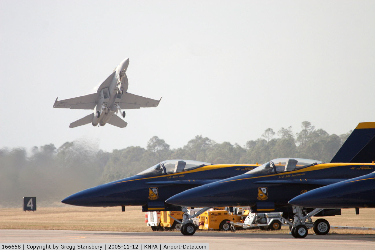 166658, Boeing F/A-18F Super Hornet C/N F136, Super Hornet demo aircraft pulls up sharply during their takeoff at NAS Pensacola.