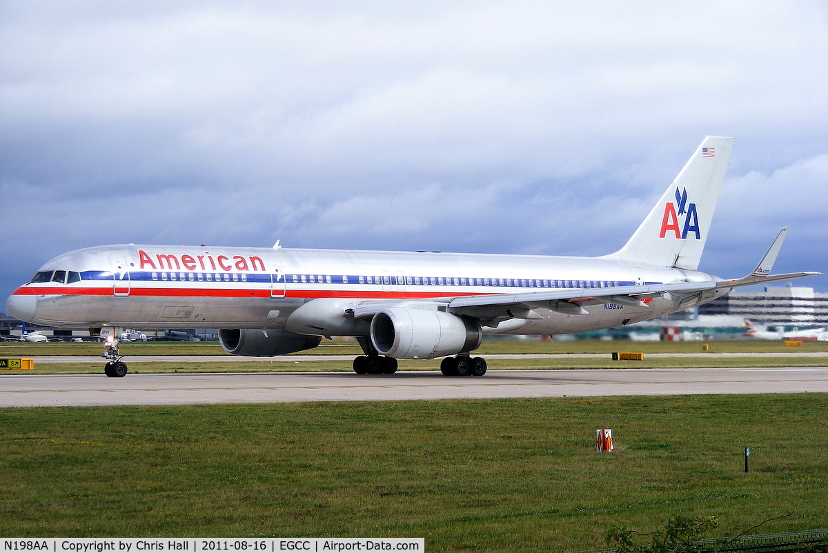 N198AA, 2001 Boeing 757-223 C/N 32392, American Airlines