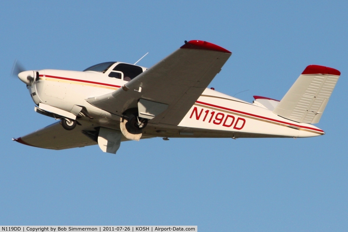 N119DD, 1952 Beech C35 Bonanza C/N D-3380, Departing Airventure 2011.