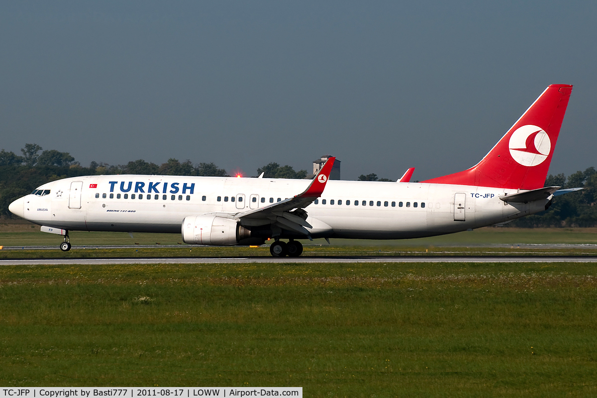 TC-JFP, 1999 Boeing 737-8F2 C/N 29778/349, TC-JFP@VIE