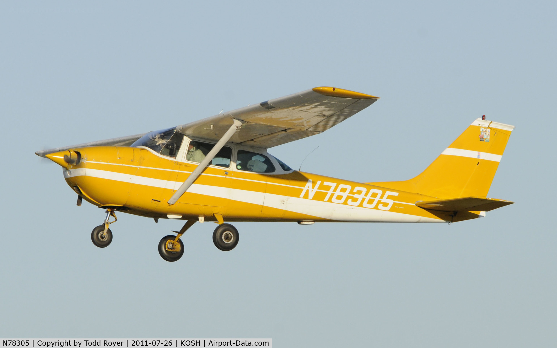 N78305, 1968 Cessna 172K Skyhawk C/N 17257562, AIRVENTURE 2011