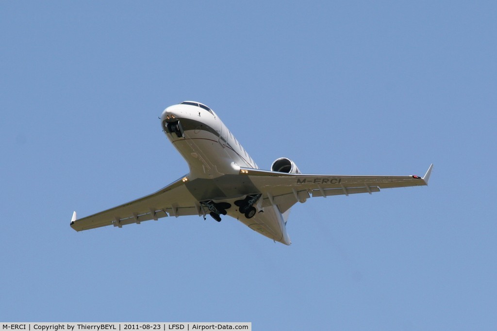 M-ERCI, 2010 Bombardier Challenger 605 (CL-600-2B16) C/N 5841, See at Dijon-Longvic airport/BA-102