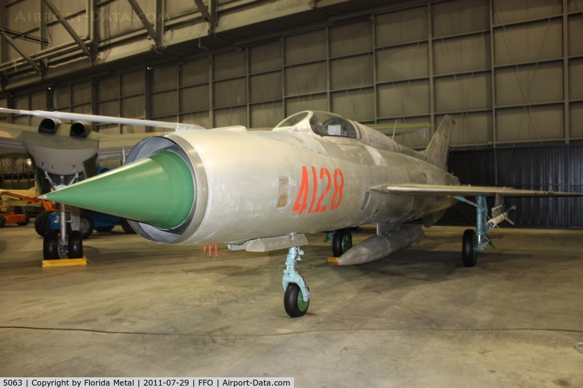 5063, Mikoyan-Gurevich MiG-21F-13 C/N 560301, Mig-21