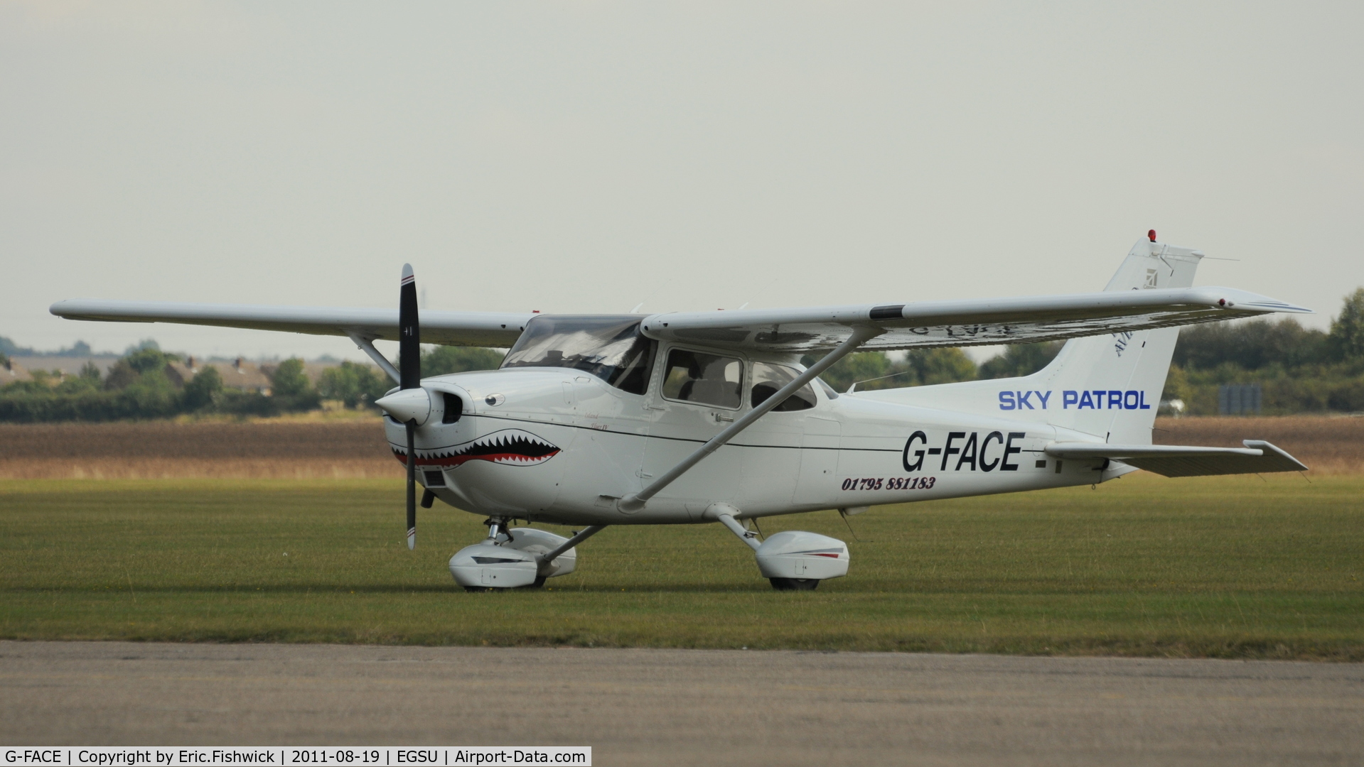 G-FACE, 2002 Cessna 172S Skyhawk SP C/N 172S9194, 3. G-FACE at the American Air Day, Duxford (August,2011)