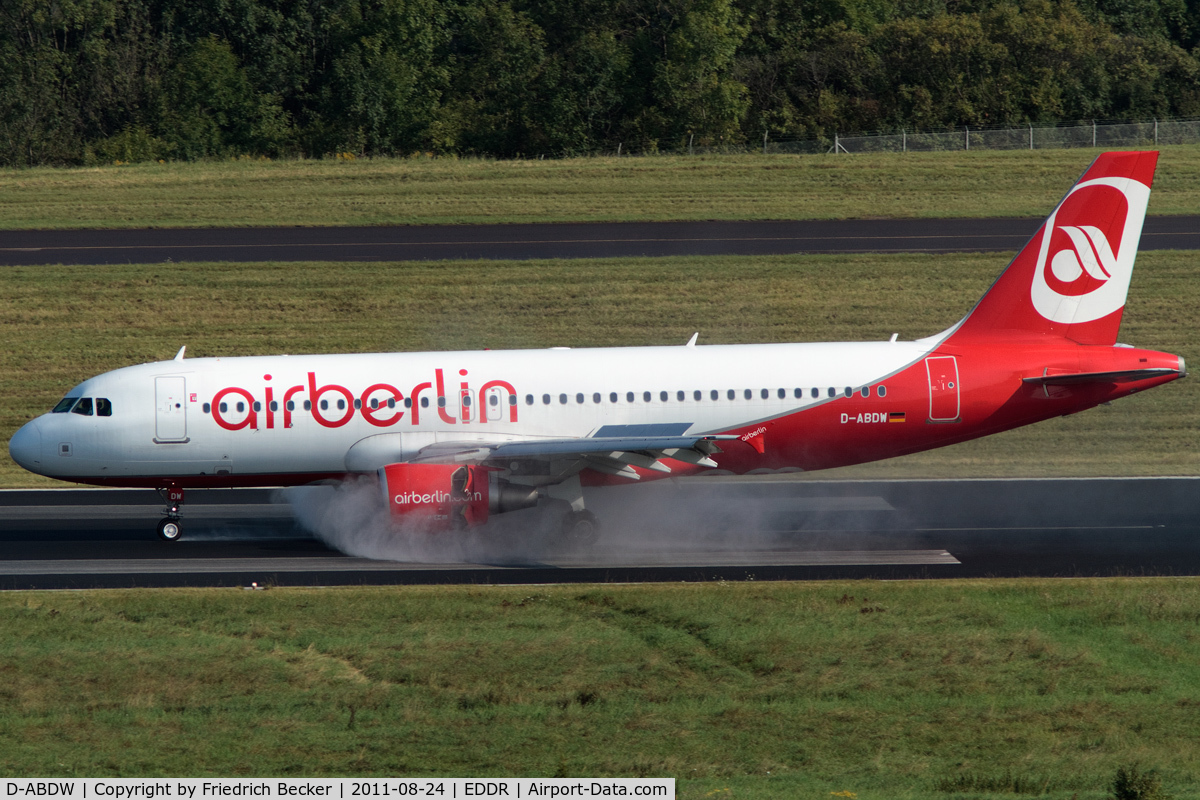 D-ABDW, 2009 Airbus A320-214 C/N 3945, cleaning the runway