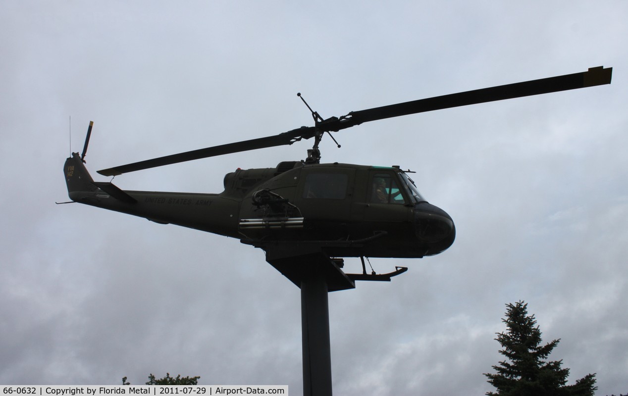 66-0632, 1966 Bell UH-1C Iroquois C/N 1614, UH-1 in a Vietnam Memorial Park Monroe MI