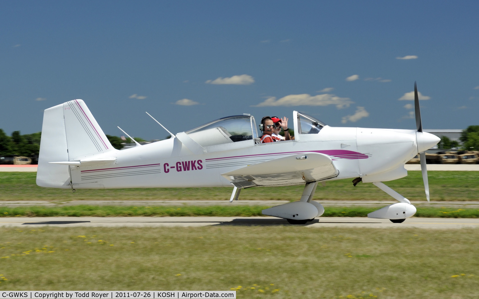 C-GWKS, 1998 Vans RV-6A C/N 60101, AIRVENTURE 2011