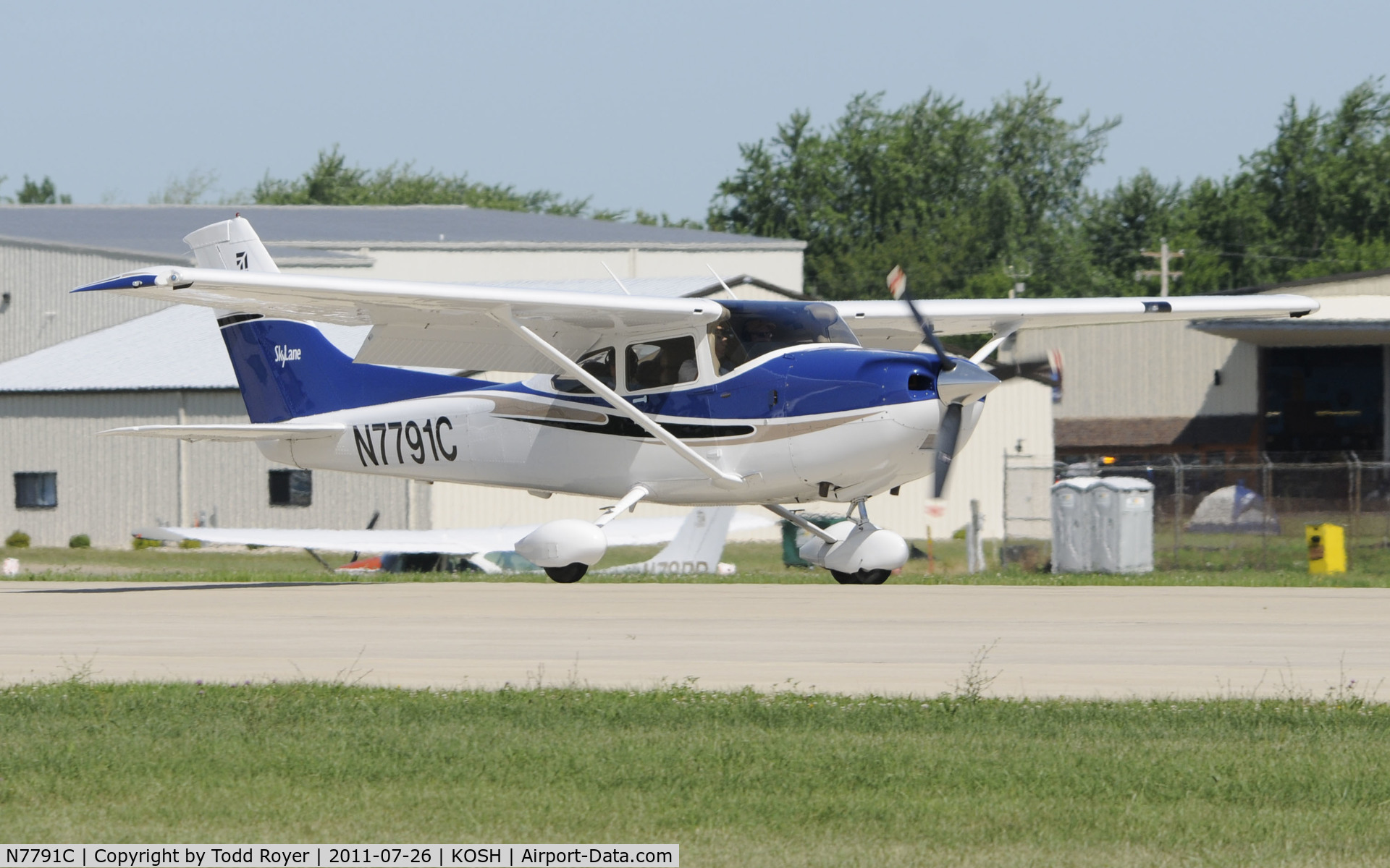 N7791C, 2004 Cessna 182T Skylane C/N 18281423, AIRVENTURE 2011