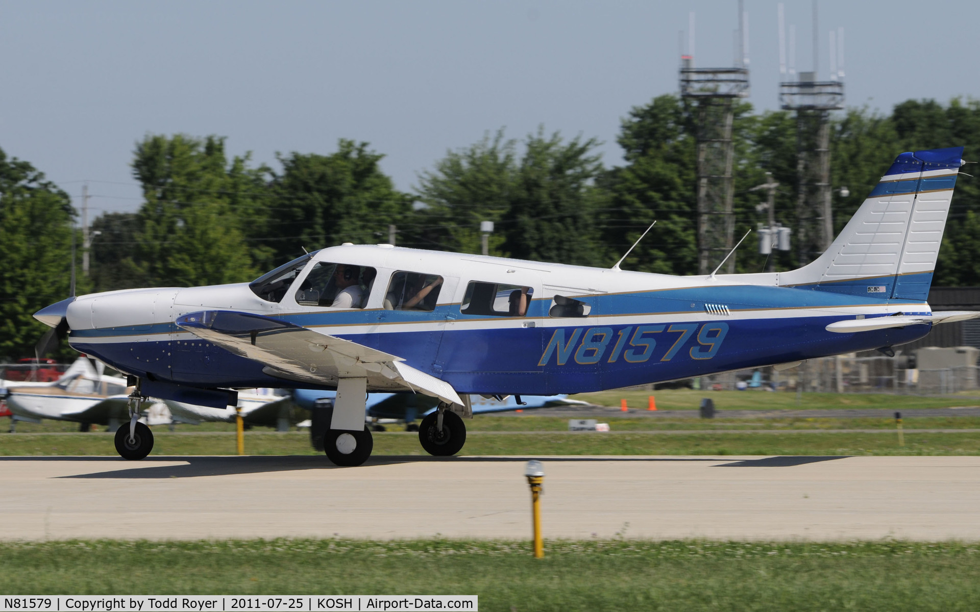 N81579, 1982 Piper PA-32R-301 C/N 32R-8213037, AIRVENTURE 2011