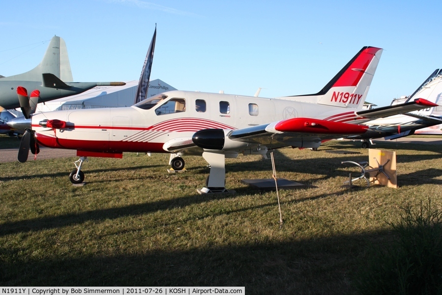 N1911Y, Socata TBM-700 C/N 571, On display at Airventure 2011.