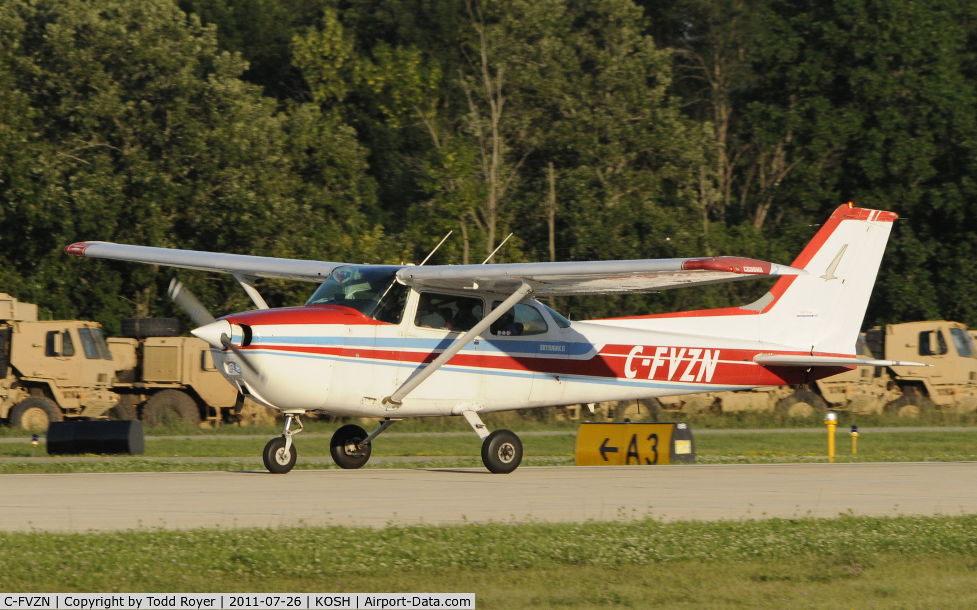 C-FVZN, 1979 Cessna 172N C/N 17273441, AIRVENTURE 2011