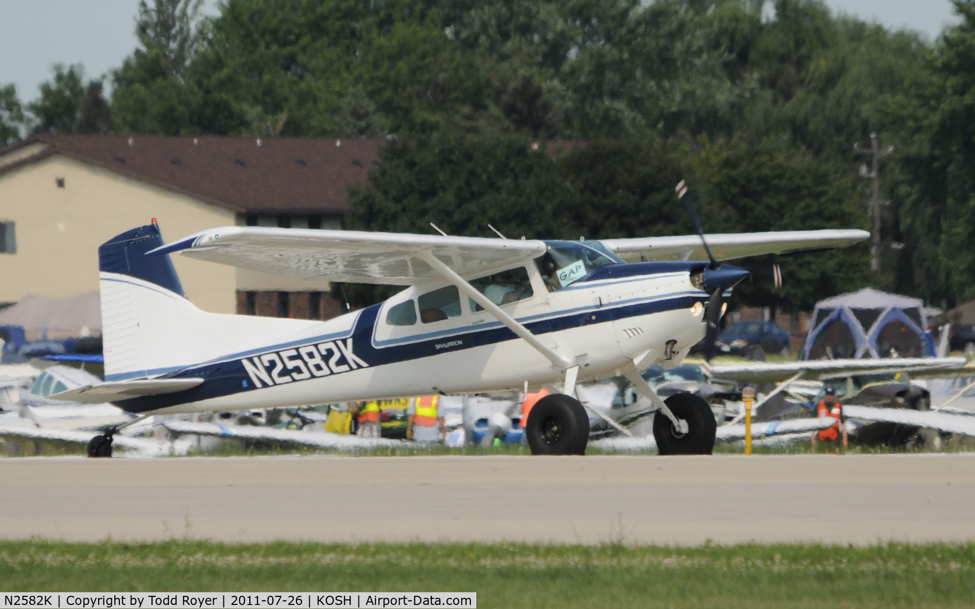 N2582K, 1978 Cessna 180K Skywagon C/N 18053003, AIRVENTURE 2011