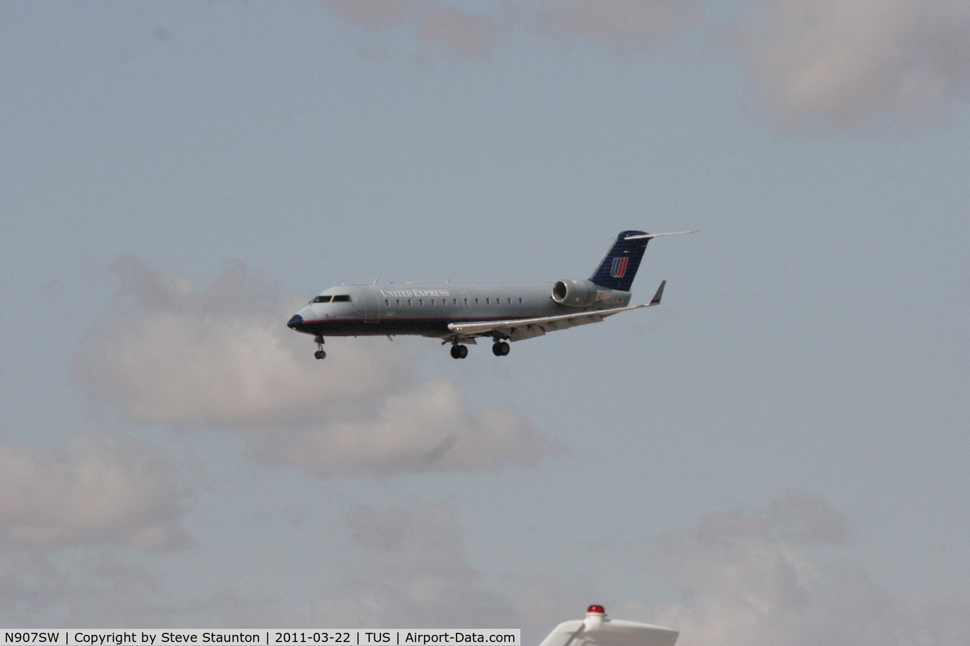 N907SW, 2001 Bombardier CRJ-200LR (CL-600-2B19) C/N 7511, Taken at Tucson International Airport, in March 2011 whilst on an Aeroprint Aviation tour