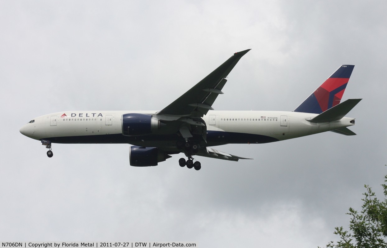 N706DN, Boeing 777-232/LR C/N 30440, Delta 777-200LR