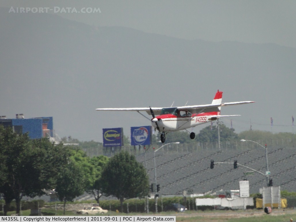 N4355L, 1966 Cessna 172G C/N 17254428, On final for runway 26L