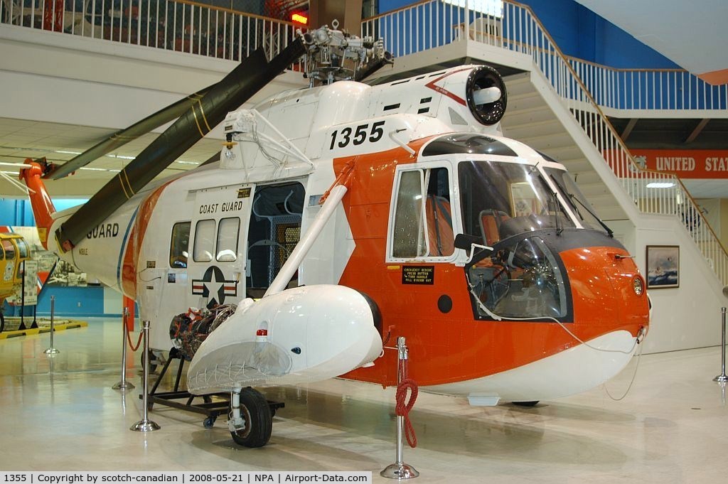 1355, Sikorsky HH-52A Sea Guard C/N 62.024, 1963 Sikorsky HH-52A Sea Guardian at the National Naval Aviation Museum, Pensacola, FL