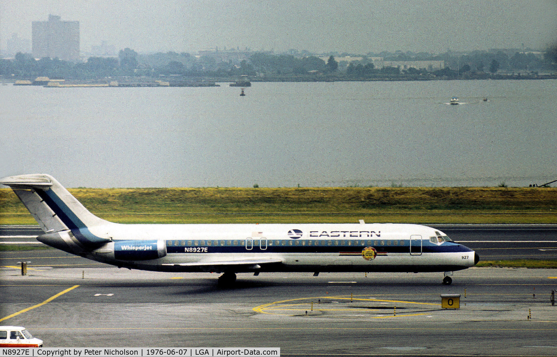 N8927E, 1967 Douglas DC-9-31 C/N 45864, DC-9-31 of Eastern Air Lines taxying to the terminal at La Guardia in the Summer of 1976.