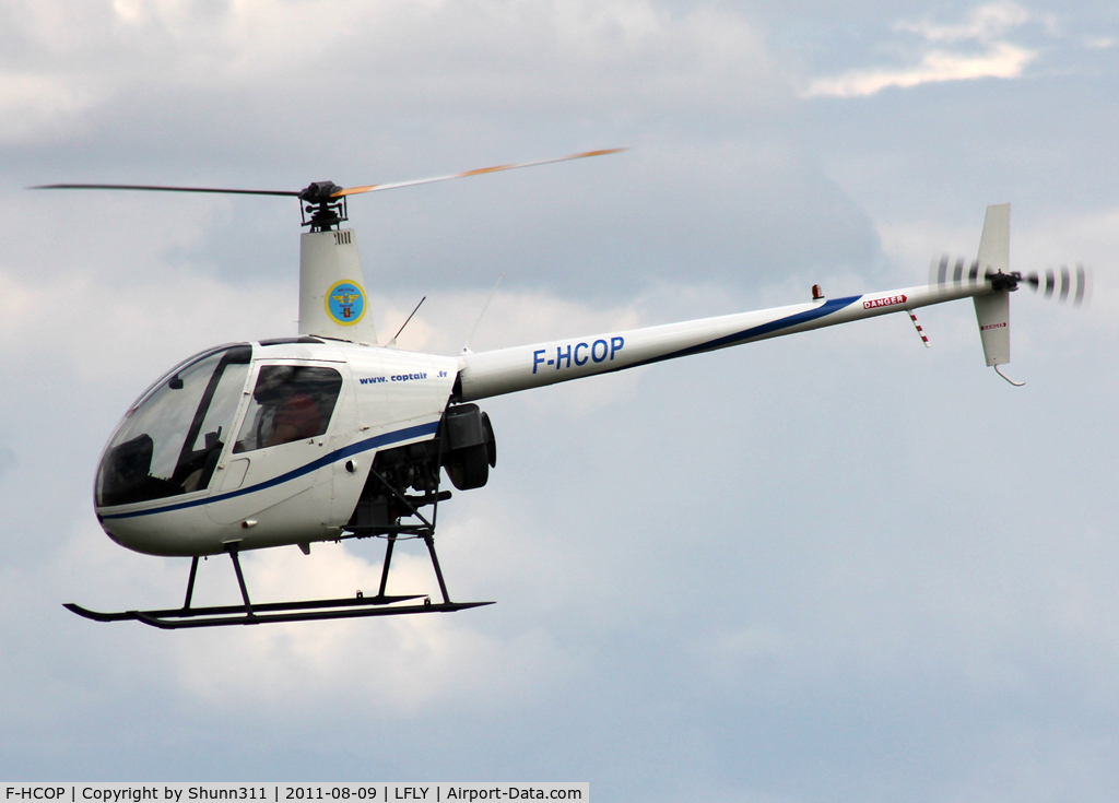 F-HCOP, 2008 Robinson R22 Beta C/N 4416, Leaving for a new flight...