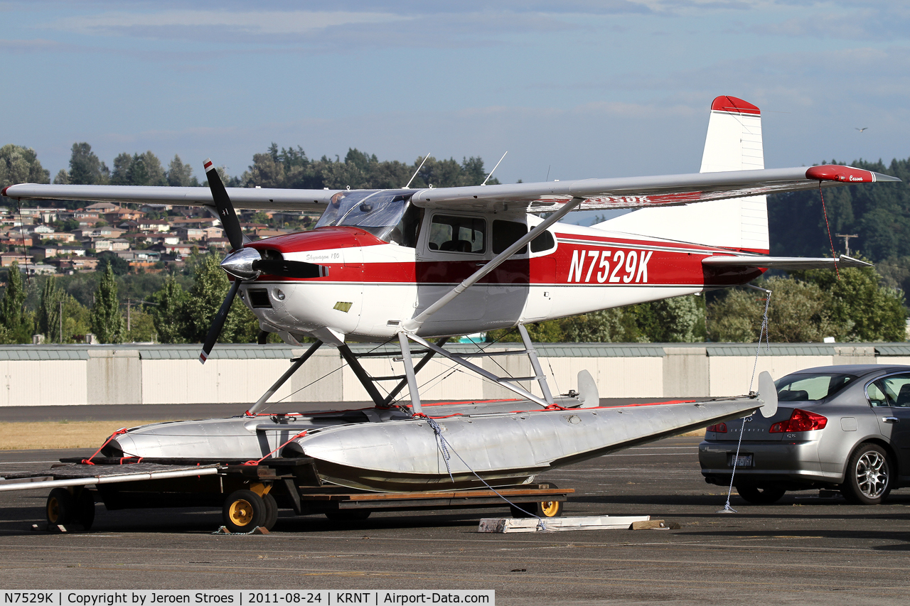 N7529K, 1976 Cessna 180J C/N 18052663, now as waterplane
