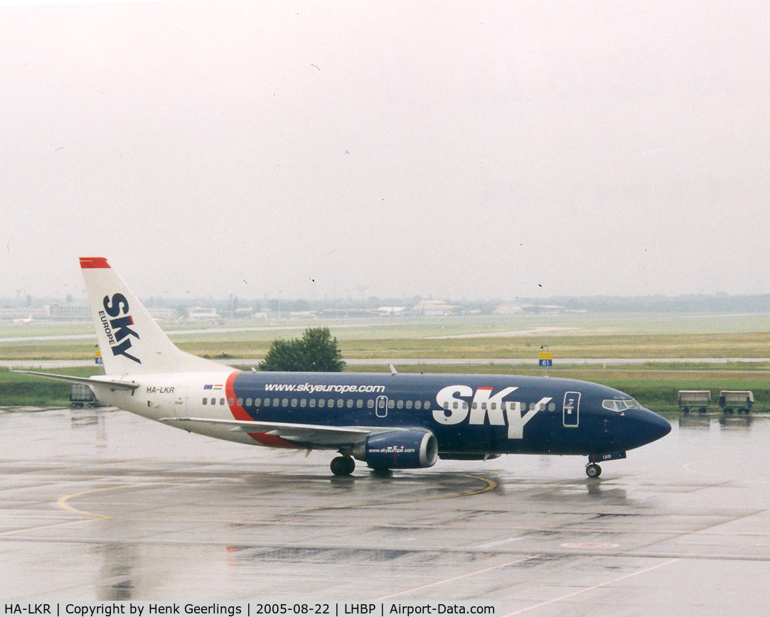 HA-LKR, 1998 Boeing 737-33V C/N 29332, Sky Europe