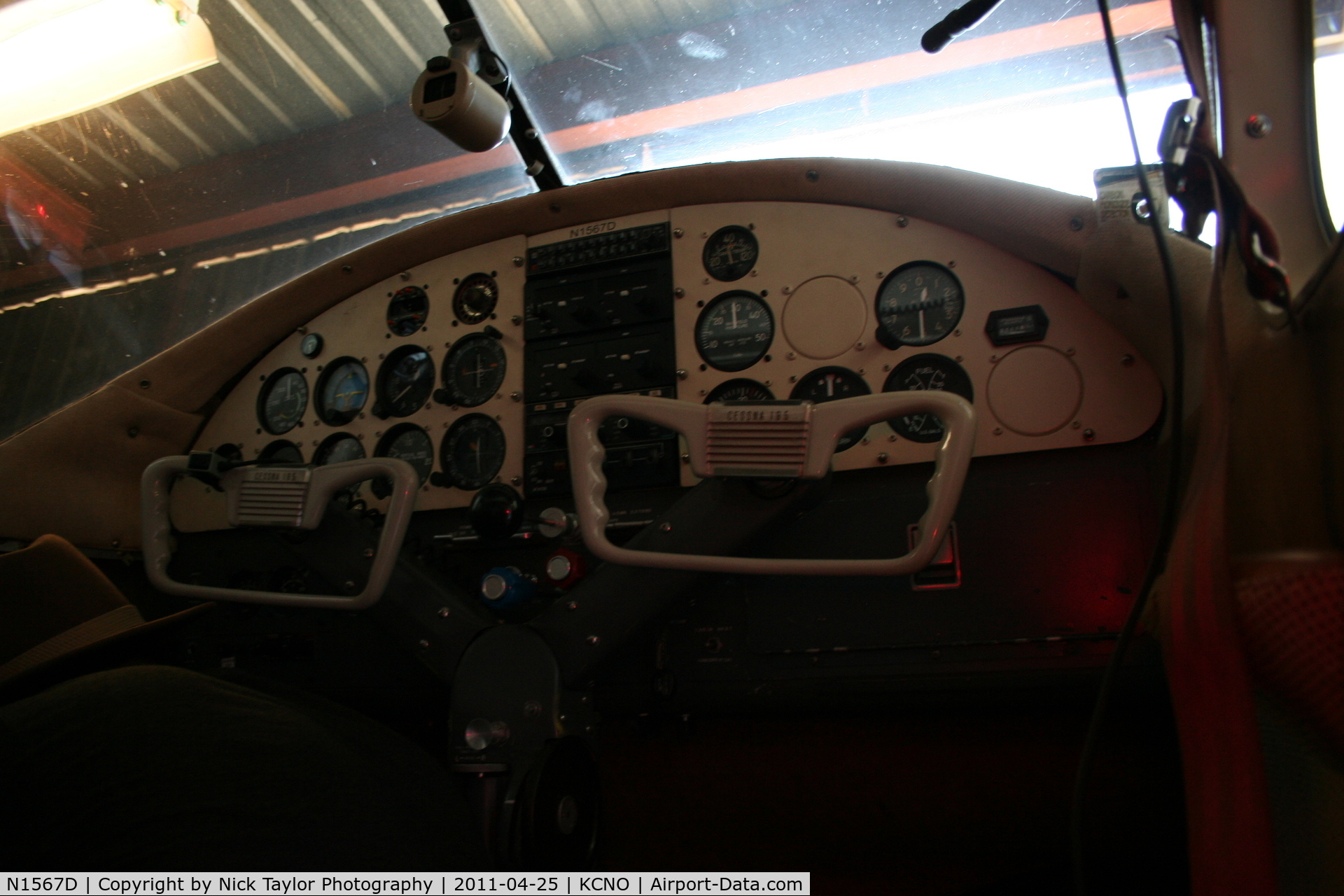 N1567D, 1952 Cessna 195A C/N 7789, Panel shot of this beautiful 195