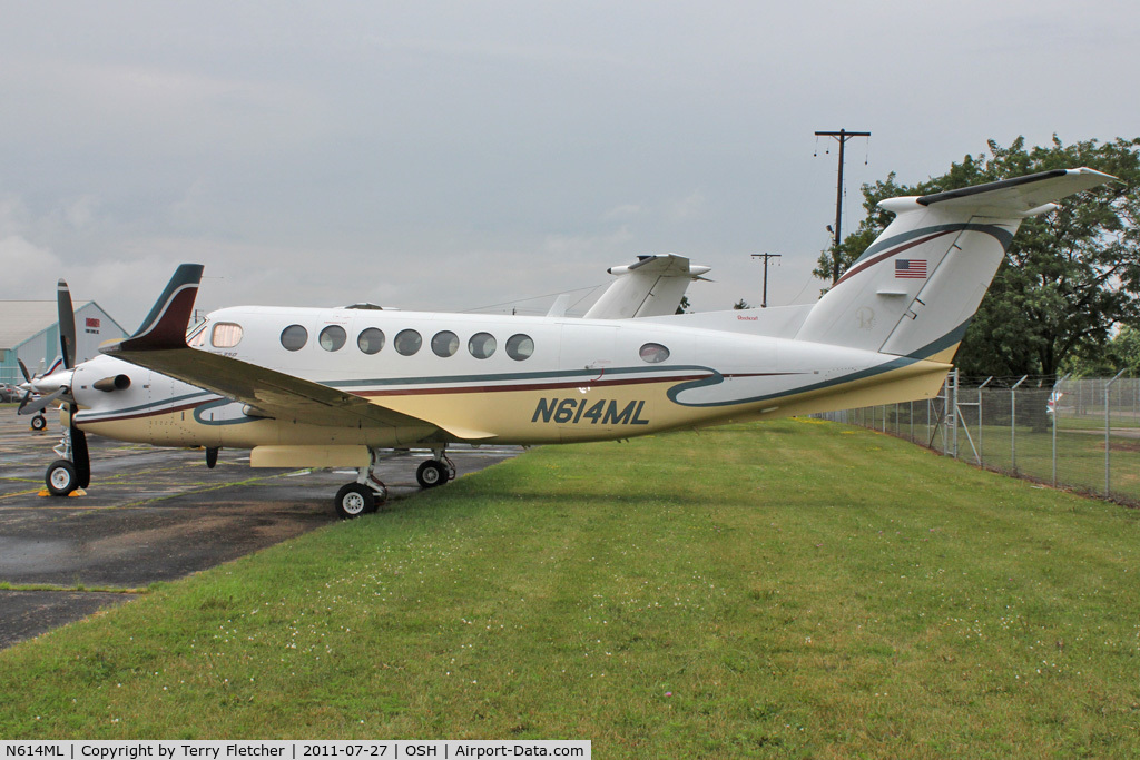 N614ML, 1992 Beech B300 King Air C/N FL-84, at 2011 Oshkosh