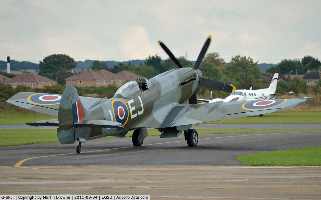 G-SPIT, 1944 Supermarine 379 Spitfire FR.XIV C/N 6S/649205, DULL AND RAINY DAY
