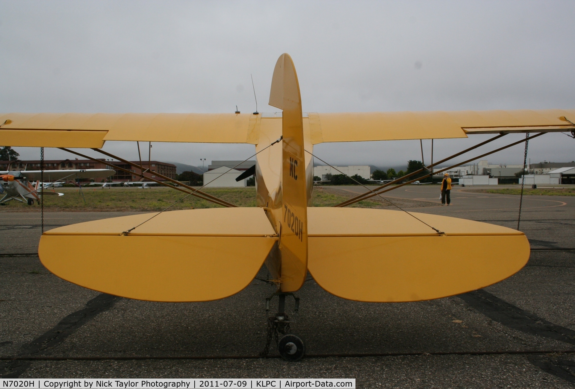 N7020H, 1946 Piper J3C-65 Cub Cub C/N 20265, Lompoc Piper Cub fly in 2011