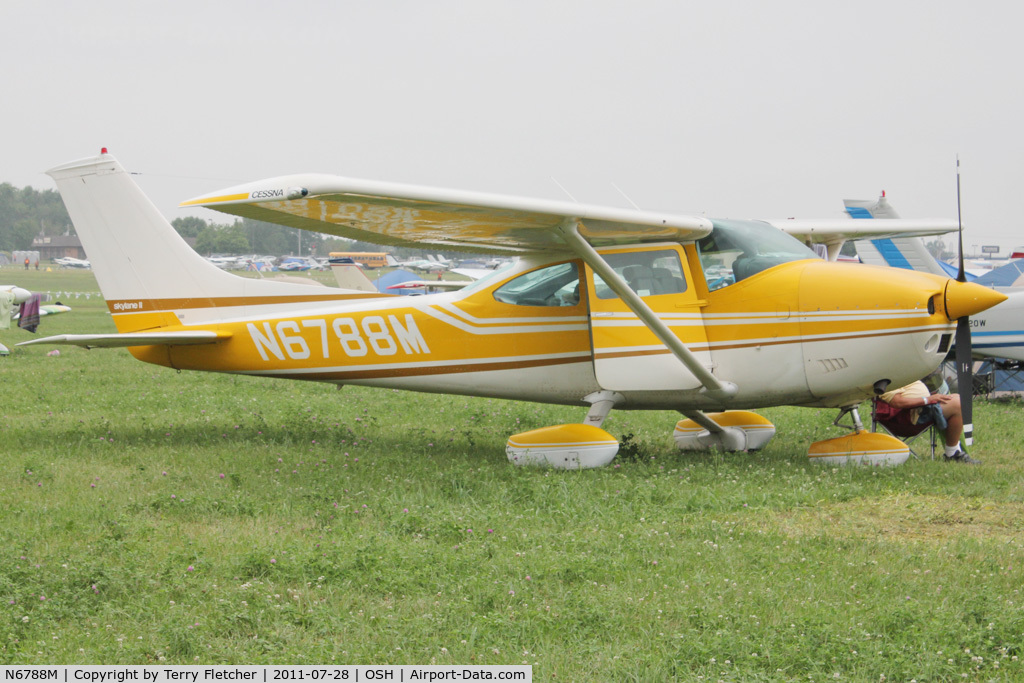 N6788M, 1975 Cessna 182P Skylane C/N 18263836, Aircraft in the camping areas at 2011 Oshkosh