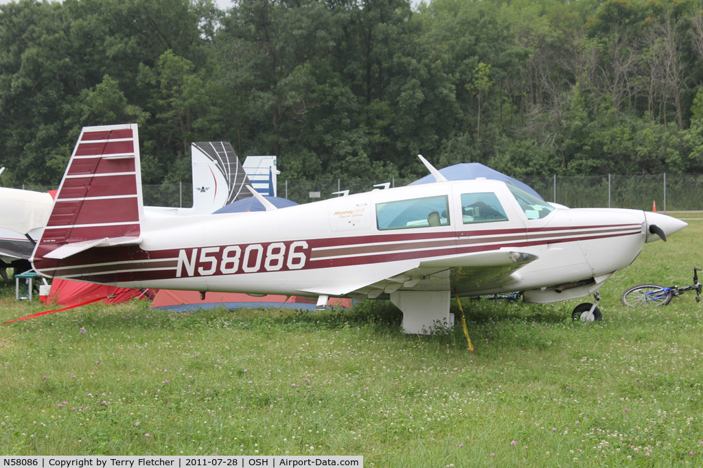N58086, 1985 Mooney M20J 201 C/N 24-1552, Aircraft in the camping areas at 2011 Oshkosh