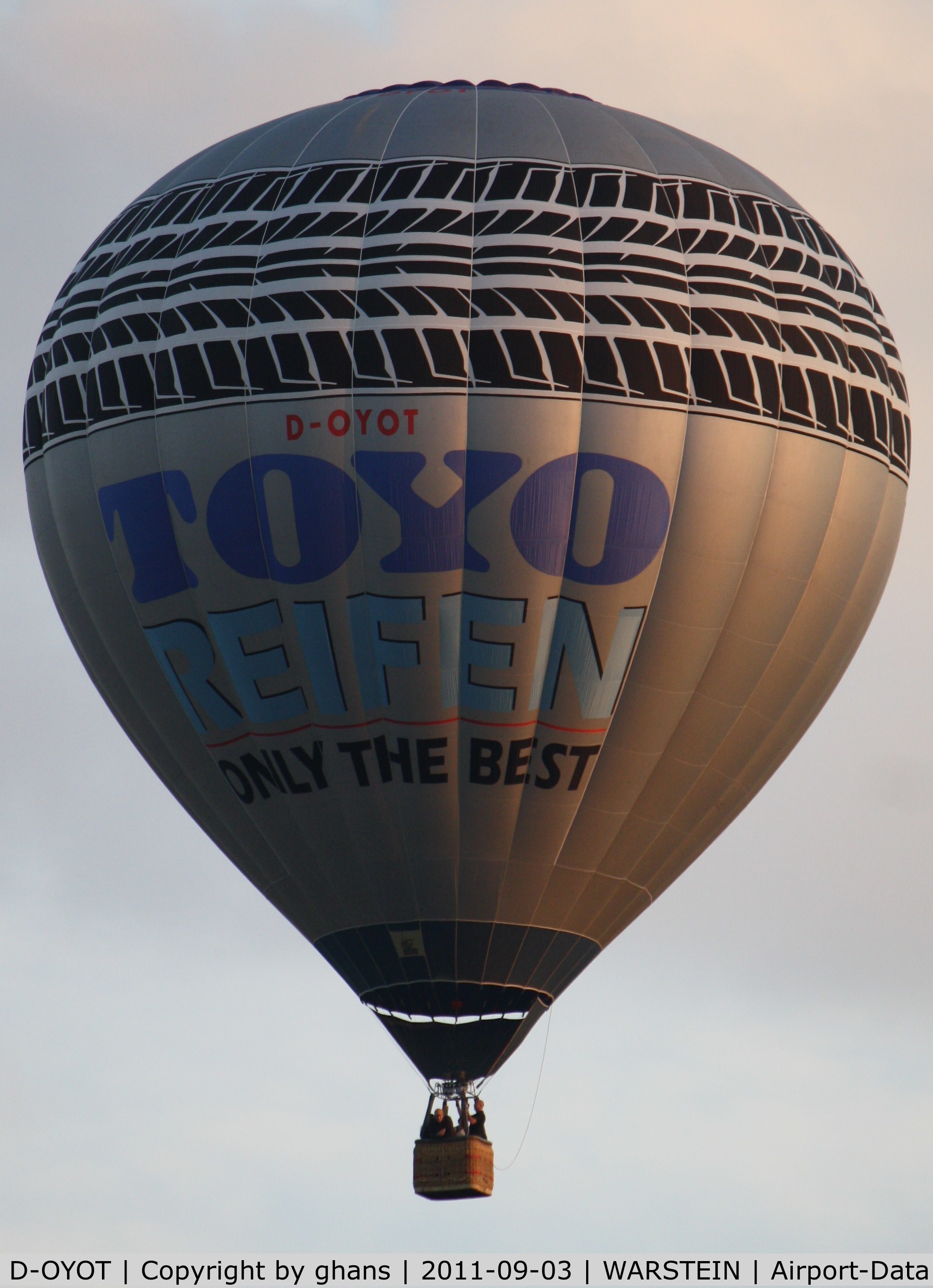 D-OYOT, Schroeder Fire Balloons G30/24 C/N 593, WIM 2011'Toyo Reifen'