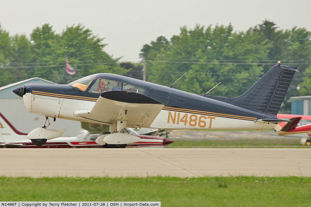 N1486T, 1972 Piper PA-28-140 C/N 28-7225533, At 2011 Oshkosh
