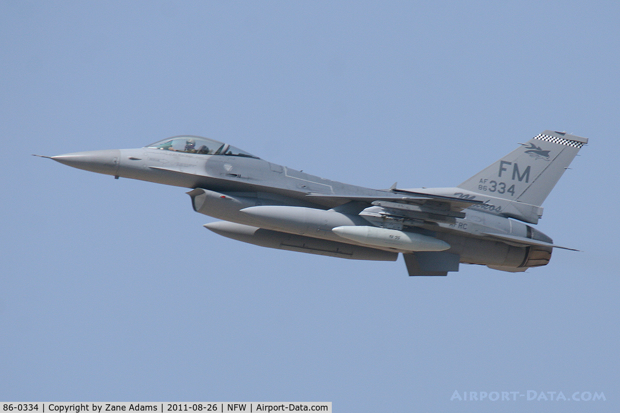 86-0334, 1986 General Dynamics F-16C Fighting Falcon C/N 5C-440, Departing NAS/JRB Fort Worth