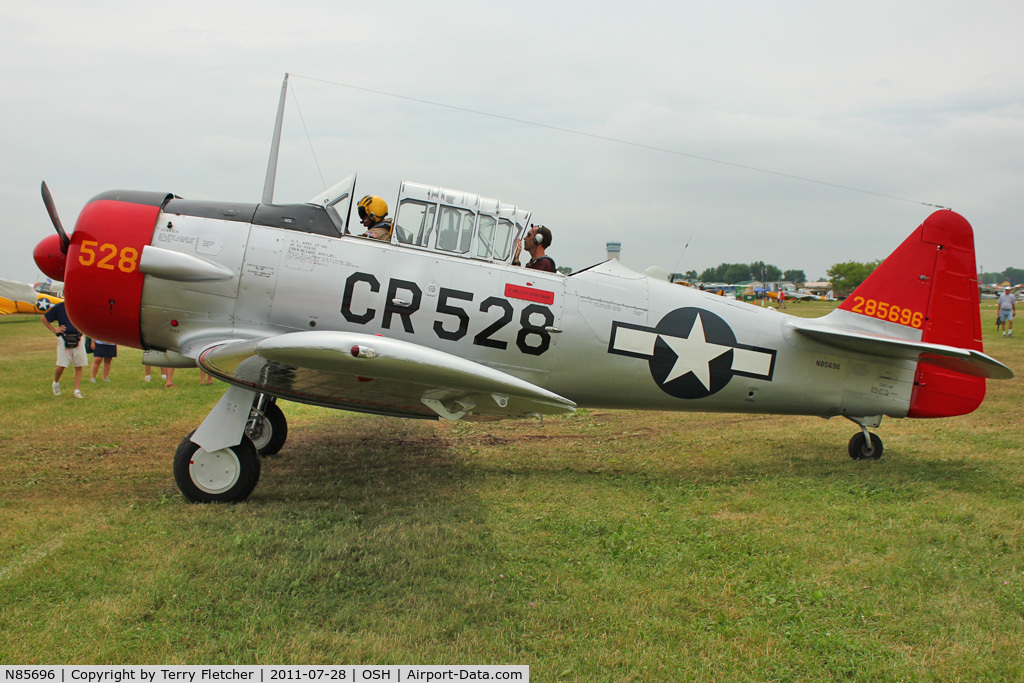 N85696, 1942 North American AT-6D C/N 42-85696, At 2011 Oshkosh