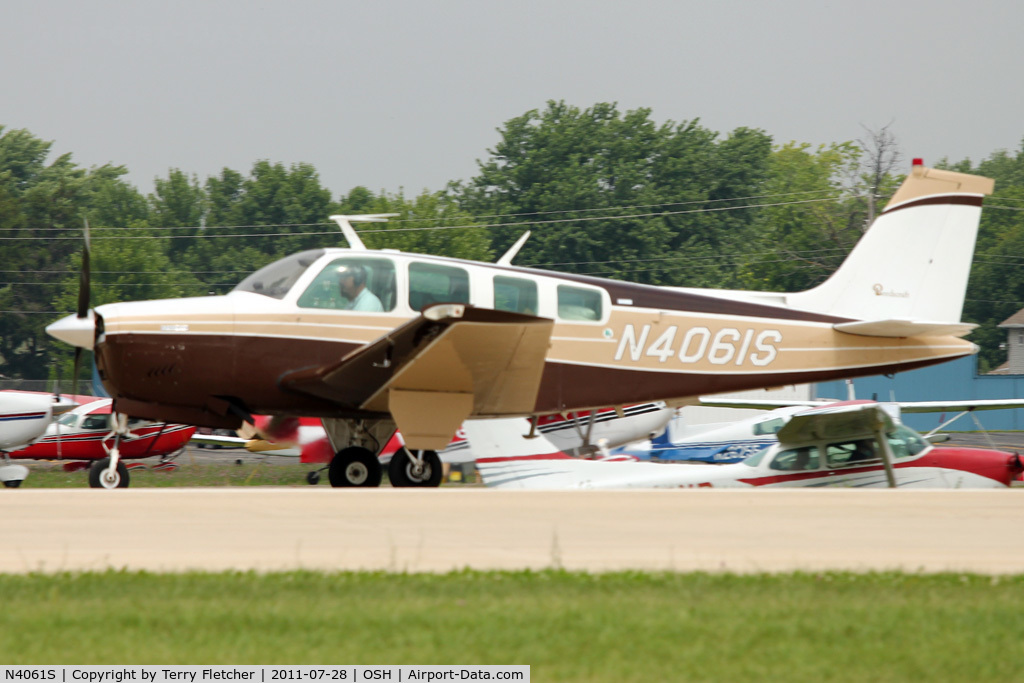 N4061S, 1974 Beech A36 Bonanza 36 C/N E-619, At 2011 Oshkosh