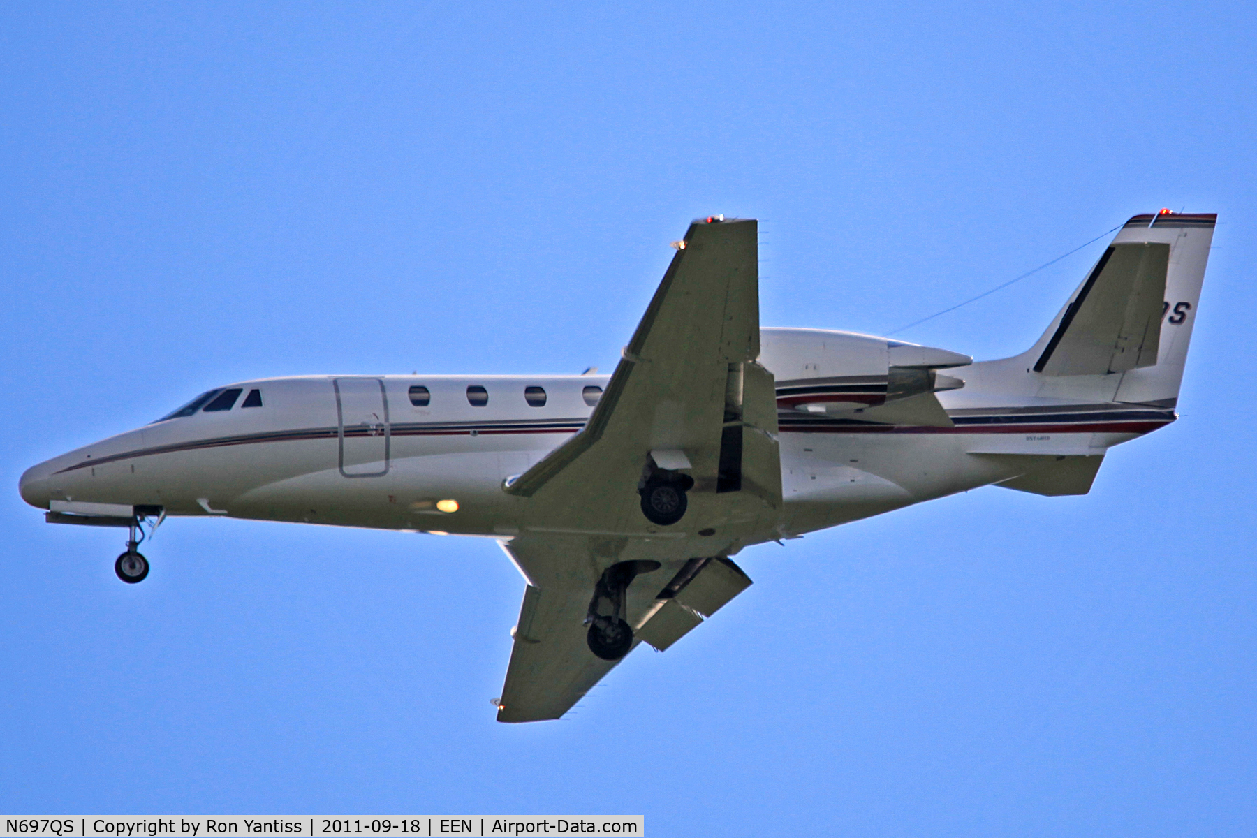 N697QS, 2001 Cessna 560XL Citation Excel C/N 560-5197, Full flaps final runway 02, Dillant-Hopkins Airport, Keene, NH