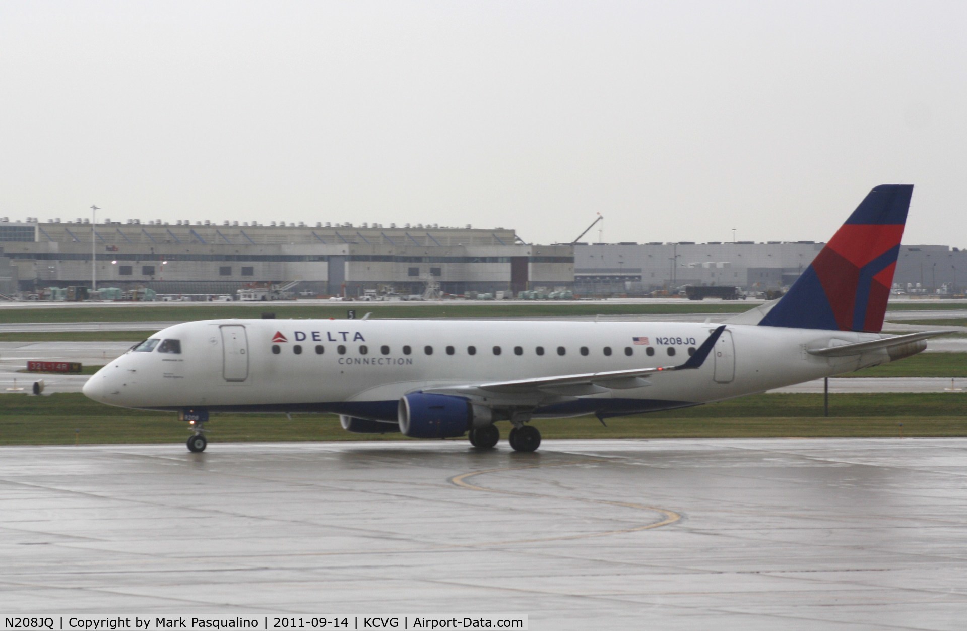 N208JQ, 2008 Embraer ERJ-170-200LR 175LR C/N 17000257, ERJ 170-200 LR